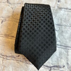 VINCE CAMUTO MENS BLACK SILVER METALLIC HINT DIAMOND SHAPED SILK/NYLON TIE